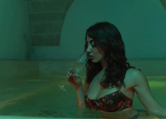 Zahra Superior With Private Pool לינה וארוחת בוקר סאניקולה