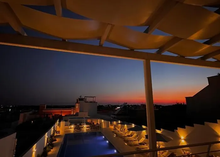 Zahra Superior With Private Pool סאניקולה