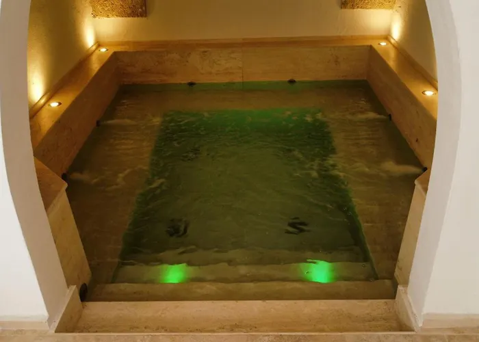 לינה וארוחת בוקר Zahra Superior With Private Pool 4*