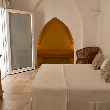 Zahra Superior With Private Pool Bed & Breakfast Sannicola