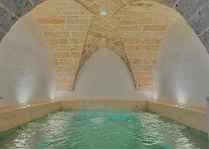 Zahra Superior With Private Pool Panzió 4*